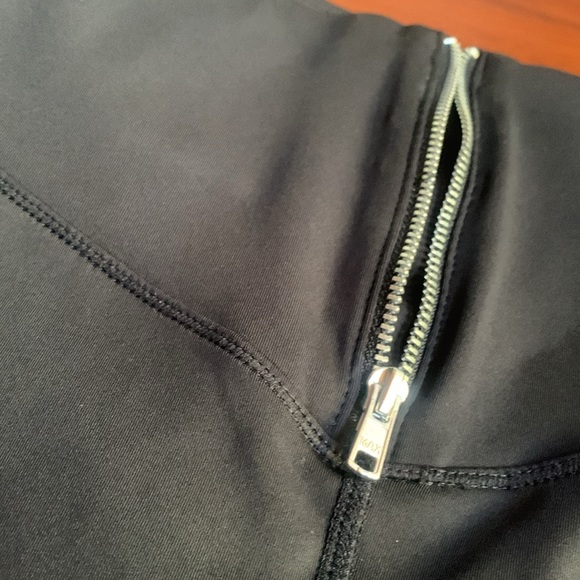 New INC INTERNATIONAL CONCEPTS Zipper Compression Bike Shorts - Picture 5 of 7